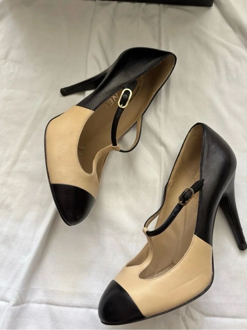 CHANEL Mary Jane Heels Beige/Black Size 37 with box